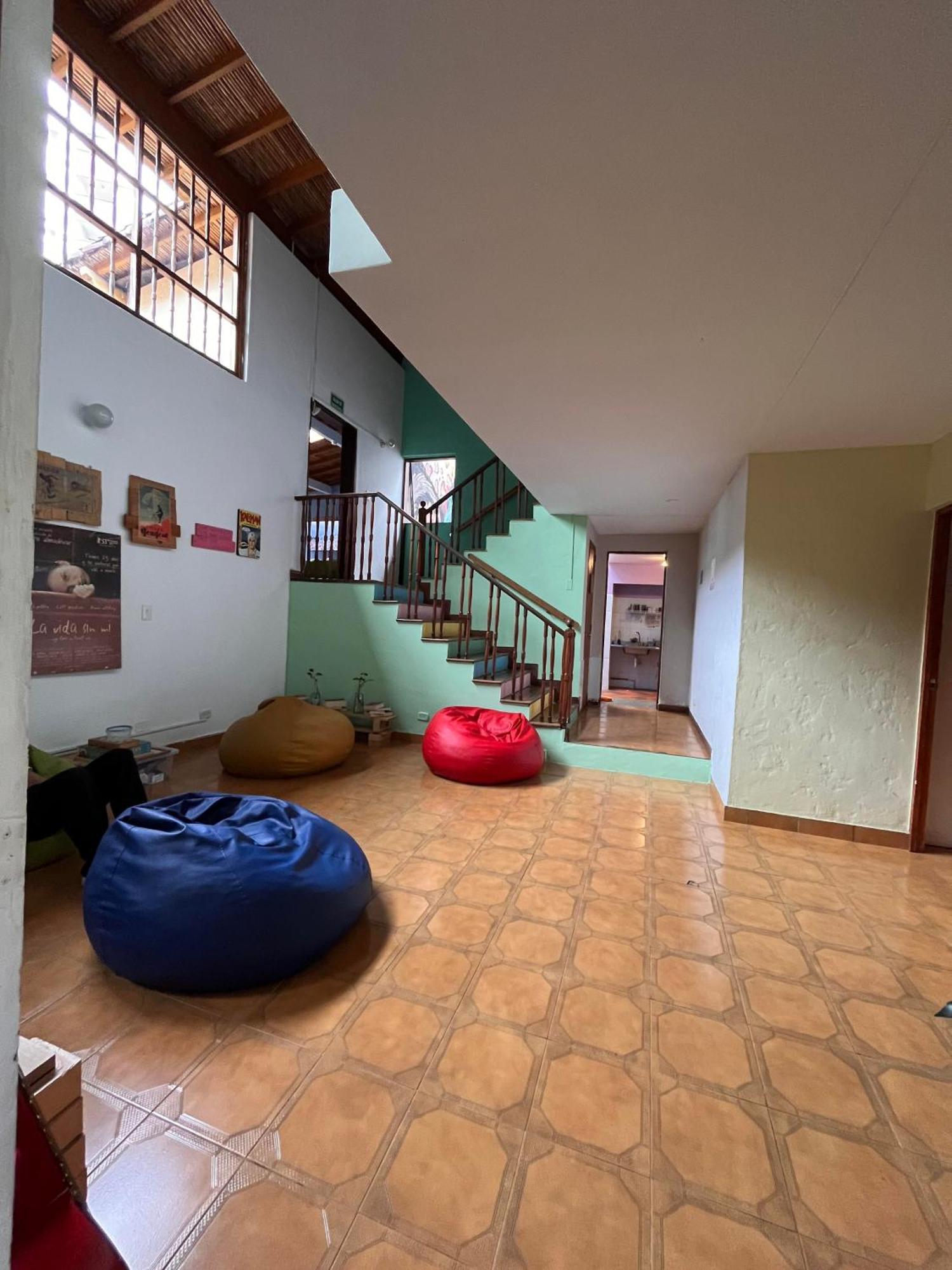 Yolo Hostel Medellín Eksteriør billede